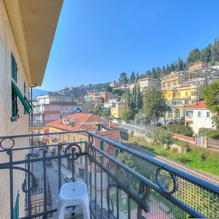 Palace 34 Few Meters From The Sea Appartement Alassio