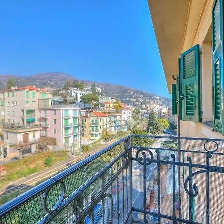 Palace 34 Few Meters From The Sea Appartement Alassio